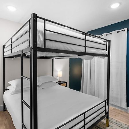 Stylish 2 Bed 1 Mile To Downtown Free Parking Vila Dallas Exterior foto